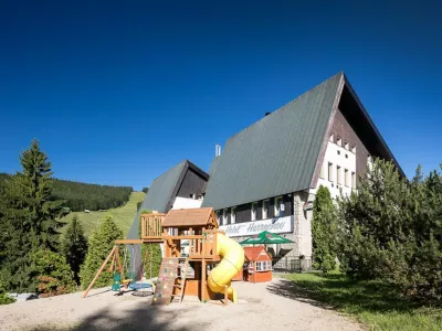  - hotely, pensiony | hportal.cz