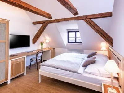  - hotely, pensiony | hportal.cz