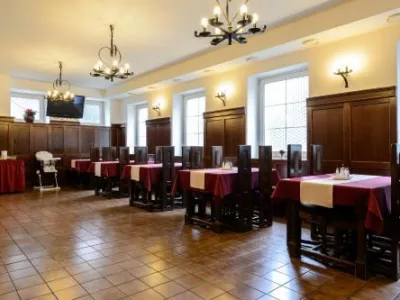  - hotely, pensiony | hportal.cz