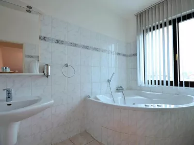  - hotely, pensiony | hportal.cz