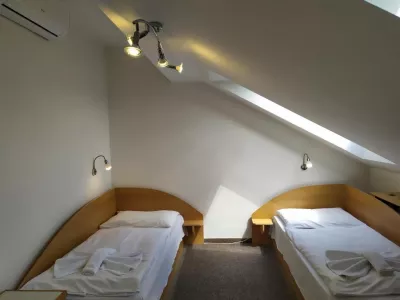  - hotely, pensiony | hportal.cz