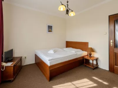  - hotely, pensiony | hportal.cz