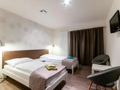  - hotely, pensiony | hportal.cz