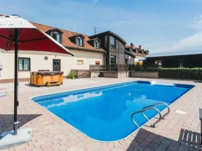  - hotely, pensiony | hportal.cz