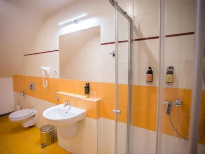  - hotely, pensiony | hportal.cz